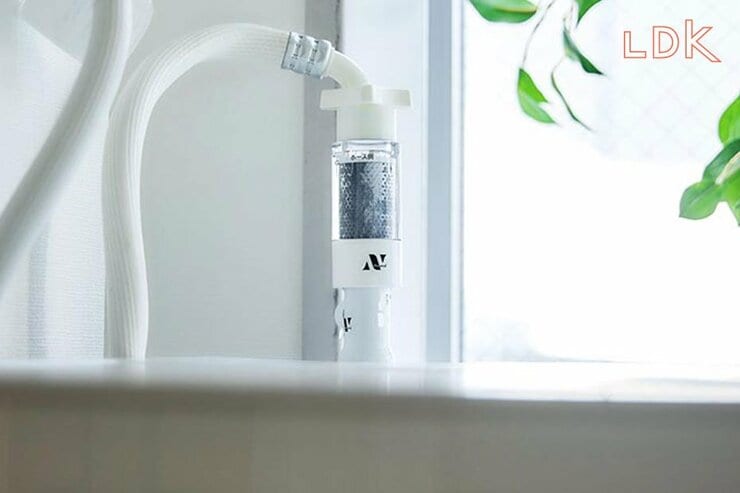 洗濯機のナノバブル発生器って効果あるの？ “つけるだけで洗浄力UP”をLDKが実証レビュー