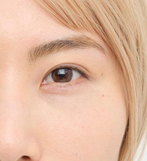 濃い眉さんの仕上がり アイブロウペンシルおすすめ イメージ