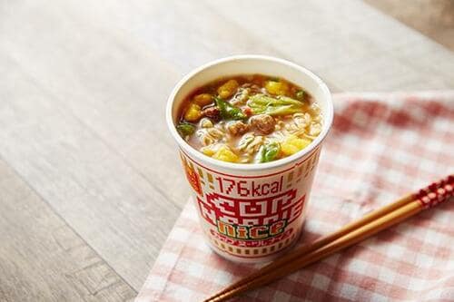2位日清カップヌードル ナイス濃厚麺とスープのバランスよく糖質オフ