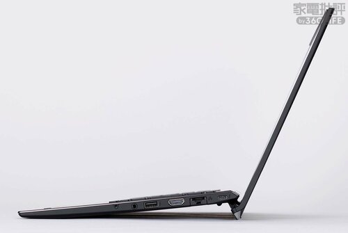 【使い勝手】キー自体は小さめだけど間隔は広めで打ちやすい 小型ノートPCおすすめ イメージ2