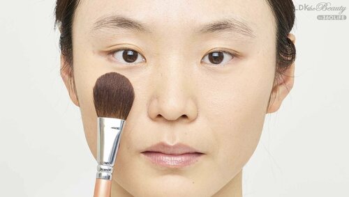 OKな塗り方 コーラルチークおすすめ イメージ