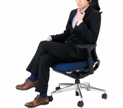 優れた調節機能で仕事にも休息にも◎ベストバイチェアの実力を拝見