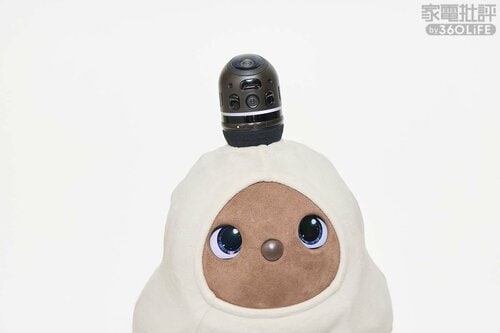 頭のカメラとセンサーで撮影も可能 ペットロボットおすすめ イメージ