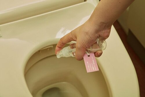 【赤】尿や香水、トイレ、冷蔵庫内の生臭い臭気などに