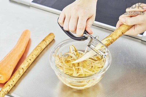 料理の下ごしらえが素早くできる！ ピーラーおすすめ イメージ