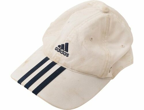 帽子に染み付いた汚れの正体は「泥」と「皮脂」 イメージ