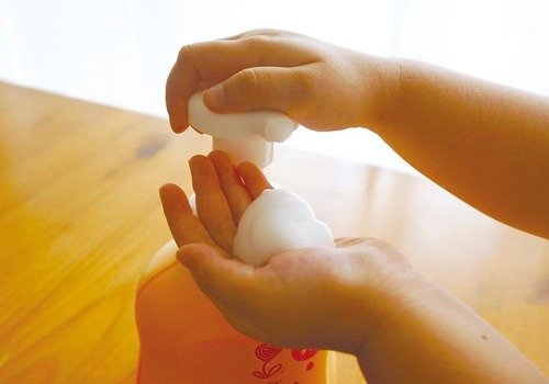 生まれたての赤ちゃんにも使いやすい泡タイプ ベビーソープおすすめ イメージ