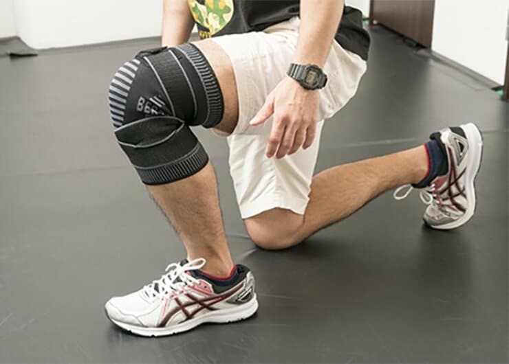 使うと「足が軽くなる」と格闘家に言わせた膝サポーター！ヤラセなしの検証レビュー