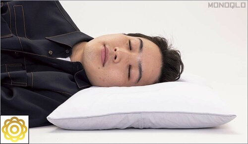 横向きに寝たときの頭のフィット具合が最高 【至高のリラックスタイムに】テストでベストバイになったおすすめ睡眠グッズ5選(MONOQLO)おすすめ イメージ