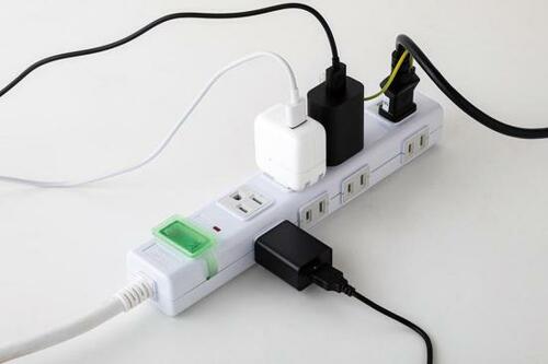 置いて挿すだけでずっと見られる!VHBW「4A充電スタンド」