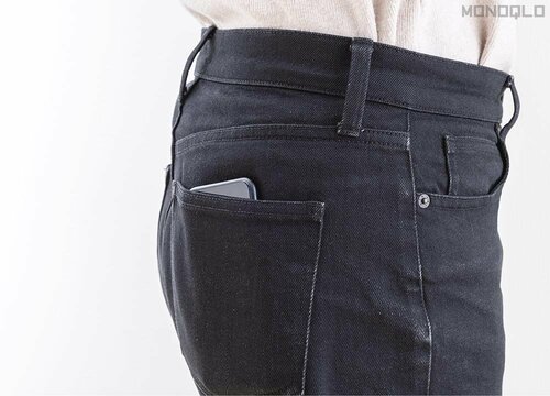 おすすめの理由3:画面はやや小さめだけどポケットに収まる薄さに感動! 予算5万以下おすすめiPhoneおすすめ イメージ2