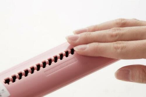 裁断とゴミ捨てが同時に超コンパクトなシュレッダー イメージ5