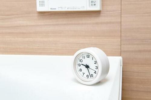 完全防水じゃないのが惜しい！無印良品 アナログ バスクロック イメージ2