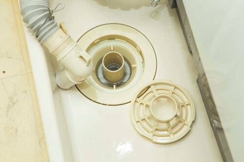 ヘドロだらけの排水口はかけて放置で簡単キレイ イメージ2