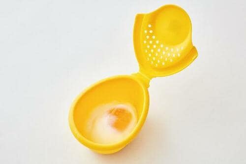使いこなすにはコツがいるキャンドゥ「レンジで簡単！ 温泉たまご」 イメージ