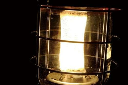 お泊りキャンプの暗~い夜は明るいランタンが必須なんです