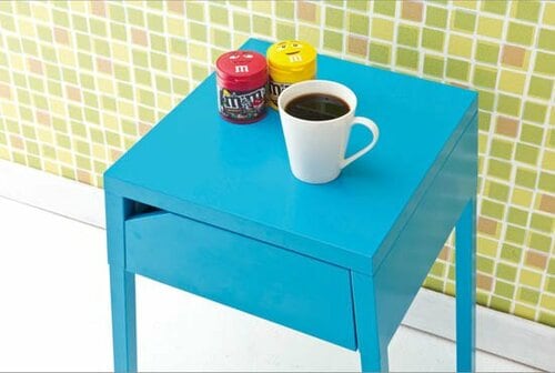 ［テーブル・イス編］ベッドサイドに小物を置くスペースが欲しい！ イメージ