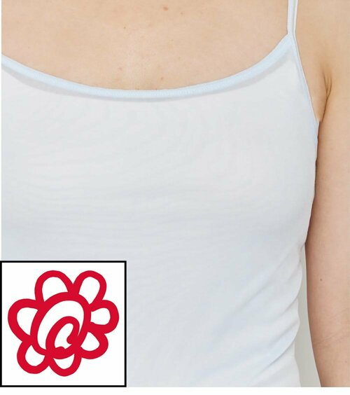 ワコール 【薄い、軽い、涼しい】 吸汗速乾性・すぐれた通気性キャミソールの着用画像