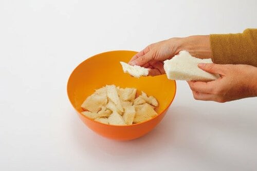 もし食パンがあまっていたら？パン粉にしてフライに使っちゃおう イメージ