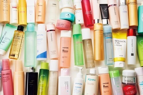 スキンケアは乾燥度合いによって組み合わせて 保湿化粧水おすすめ イメージ