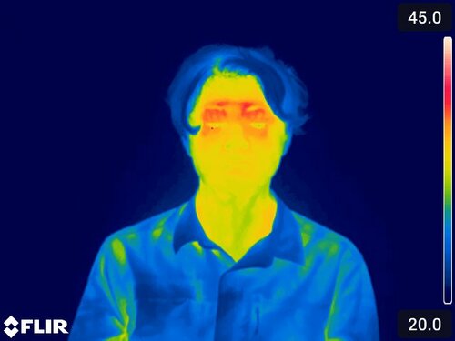 【温まり具合】温度は良いが温まる範囲が少し狭い 充電式ホットアイマスクおすすめ イメージ2