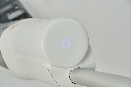 おすすめポイント2:シンプルなボタン配置が魅力的 水拭きコードレス掃除機おすすめ イメージ2
