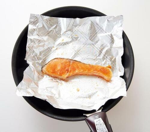 洗い物も減らせる!トップバリュ「フライパンで使えるホイル」 イメージ2