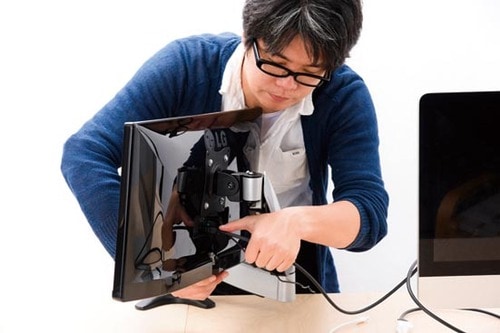 【サブモニタ】幅の長さが決め手21:9なら作業スペース激増!