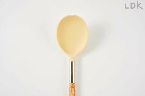 着色しやすいのが残念 シリコンスプーンおすすめ イメージ