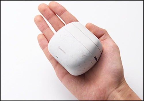 手にフィットするサイズ感でどんな角度でも剃りやすい 小型シェーバーおすすめ イメージ