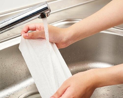 キッチンペーパーは使い捨てと繰り返し使うタイプ、どちらがいい？ キッチンペーパーおすすめ イメージ