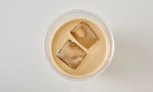 コールドブリューは水割りで飲むのが◎ コーヒーポーションおすすめ イメージ