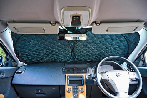 車用サンシェードおすすめ メルテック（大自工業）  遮光マジカルキルト シェード スモール イメージ3