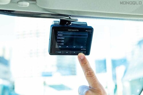 大型画面で操作しやすく、駐車監視機能も付いている ドライブレコーダーの実機検証(hands-on-review)の写真おすすめ イメージ2