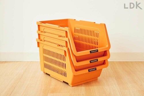 重なるから使わないときはコンパクトに 食材ストッカーおすすめ イメージ