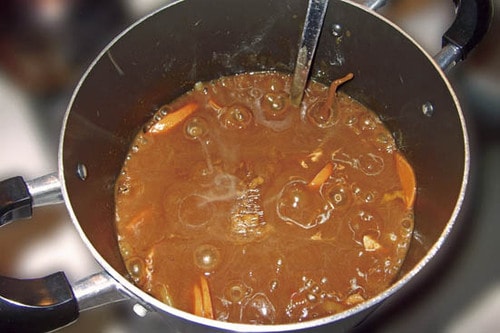 食べきれなかった時は鍋ごと冷蔵庫に保存です イメージ