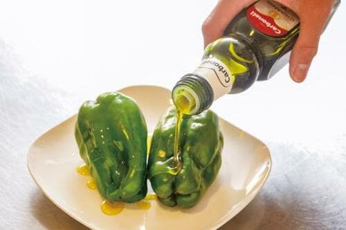 ［ピーマン］オリーブオイルをかけて丸ごと焼いちゃう！ イメージ