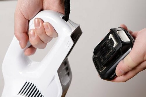 マキタのバッテリーの良さは随一で持ちを気にせず手軽に掃除できます イメージ
