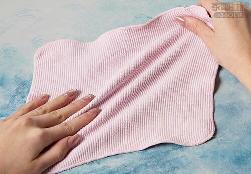 軽い拭き心地で力を入れずラクちん クリーニングクロスおすすめ イメージ2