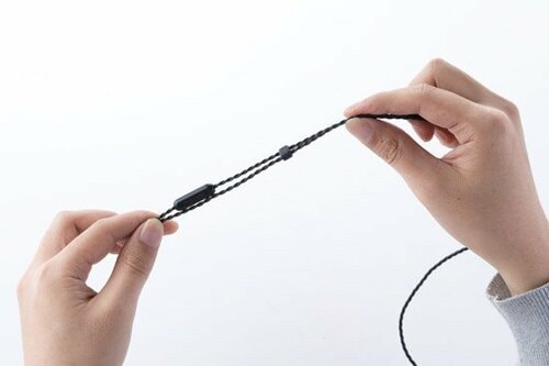 絡まるケーブルは「8の字巻き」で解決できる