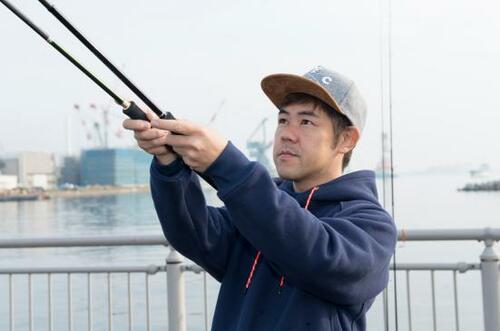 シーバスロッド選びのポイント2:重さ シーバスロッドおすすめ イメージ