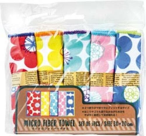 速乾性にすぐれた3COINS「マイクロファイバータオル 5Pセット」 イメージ