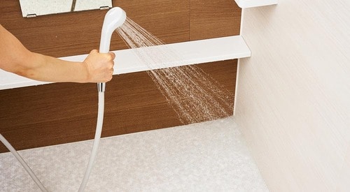 50℃くらいのシャワーでざっと流す 防カビ剤おすすめ イメージ