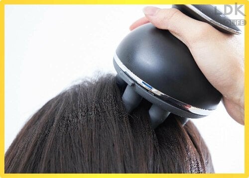 極上のもみ心地で頭皮をしっかりつまむ LDKおすすめの美容家電おすすめ イメージ