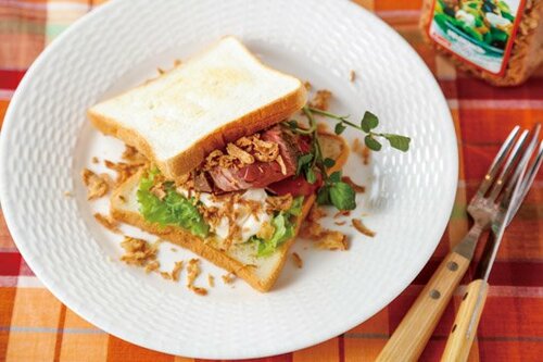 バリバリ食感にハマります!ヤミツキになるフライドオニオン