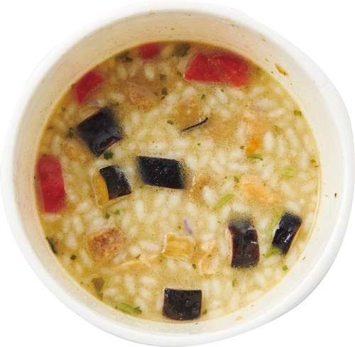 8位:ココナッツの風味がよく具だくさん! 「ロイタイ グリーンカレーライス」 イメージ2