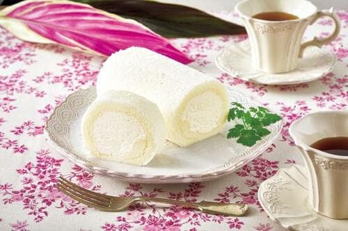 特濃47%の生クリームにプロ絶賛濃厚ミルクのふわふわロールケーキ イメージ