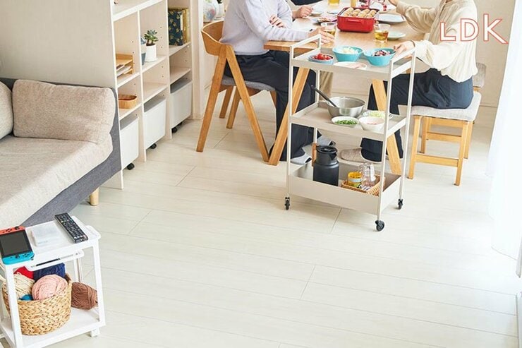 理想のリビングに足りないのは“動く収納”かも！ニトリ・イケア・カインズのワゴンを比べてみた【LDK】