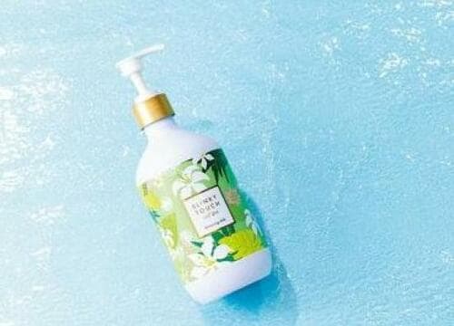 美白＆抗炎症のW有効成分 スリンキータッチ セルフスパ「薬用美白ボディミルク」 イメージ