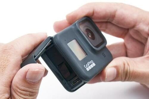 ポイント1：専用ケース不要で快適さが向上 イメージ2